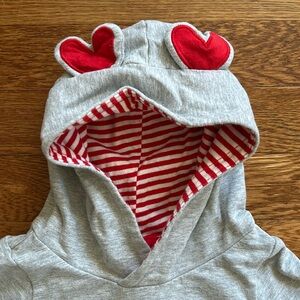 VALENTINE'S DAY onesie size 12mo, like new (worn once), Cat & Jack